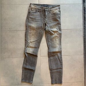 Guess Women's Skinny Jeans - Faded Gray